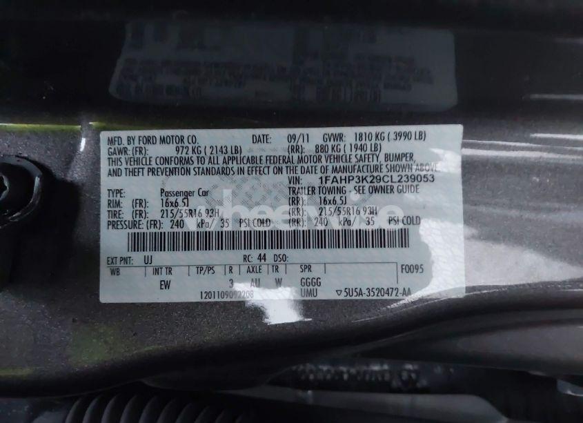 Photo 9 of 2012 Ford Focus SE (VIN 1FAHP3K29CL239053)