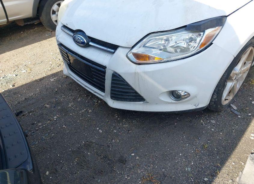 Photo 17 of 2012 Ford Focus SE (VIN 1FAHP3K29CL290469)