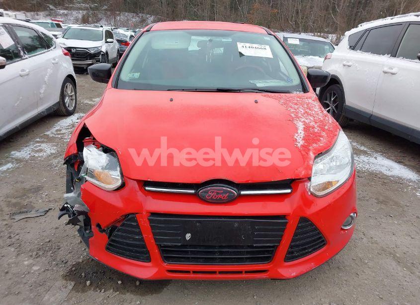 Photo 12 of 2012 Ford Focus SE (VIN 1FAHP3K29CL335216)