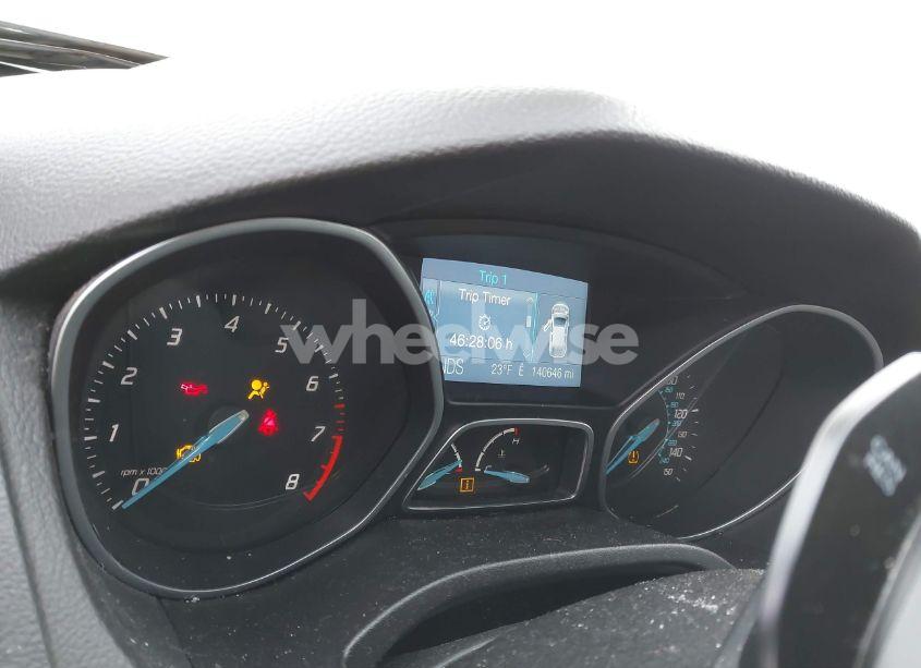 Photo 7 of 2012 Ford Focus SE (VIN 1FAHP3K29CL335216)