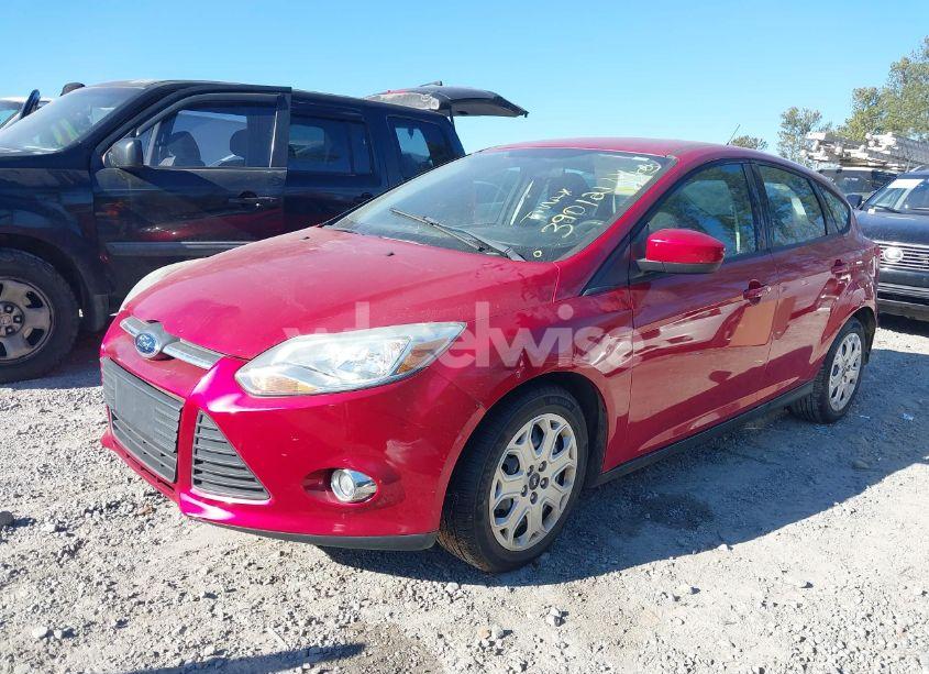 Photo 2 of 2012 Ford Focus SE (VIN 1FAHP3K29CL390121)