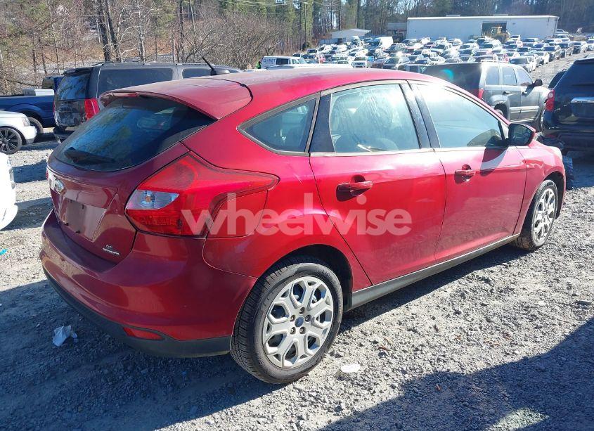 Photo 4 of 2012 Ford Focus SE (VIN 1FAHP3K29CL390121)