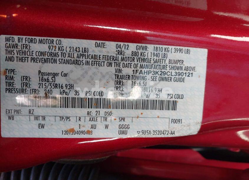 Photo 9 of 2012 Ford Focus SE (VIN 1FAHP3K29CL390121)