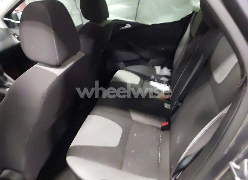 Photo 8 of 2012 Ford Focus SE (VIN 1FAHP3K29CL399806)