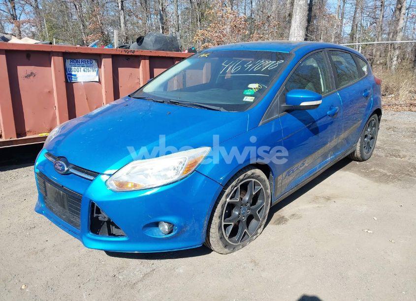 Photo 2 of 2012 Ford Focus SE (VIN 1FAHP3K29CL402574)