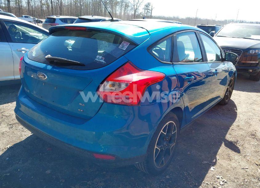 Photo 4 of 2012 Ford Focus SE (VIN 1FAHP3K29CL402574)