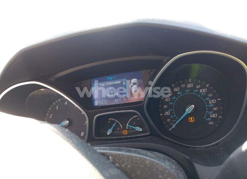 Photo 7 of 2012 Ford Focus SE (VIN 1FAHP3K29CL402574)