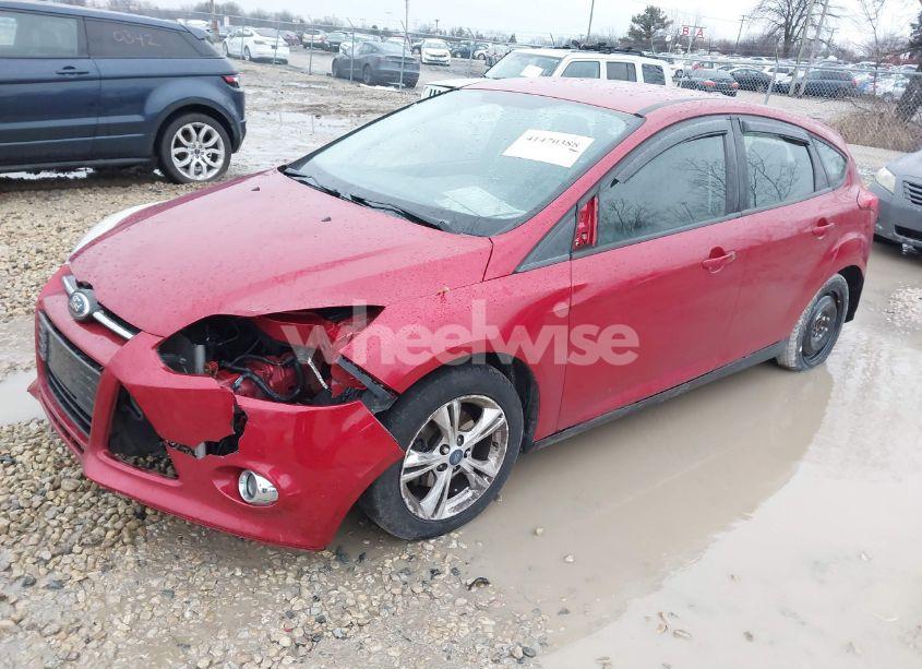 Photo 2 of 2012 Ford Focus SE (VIN 1FAHP3K29CL457185)