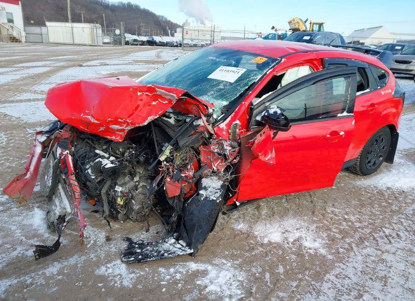 Photo 2 of 2012 Ford Focus SE (VIN 1FAHP3K2XCL124817)