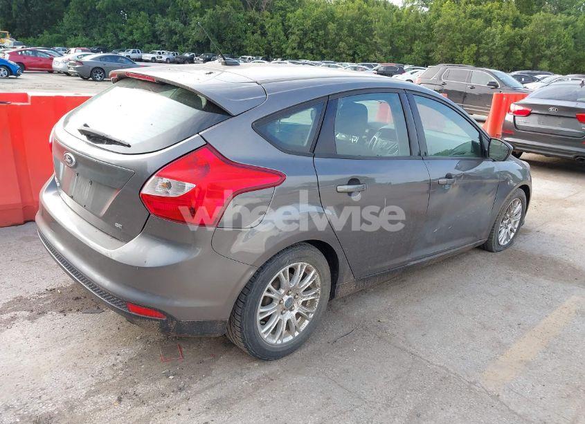 Photo 4 of 2012 Ford Focus SE (VIN 1FAHP3K2XCL216879)