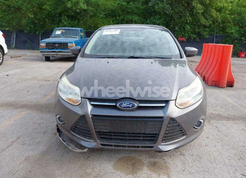 Photo 6 of 2012 Ford Focus SE (VIN 1FAHP3K2XCL216879)