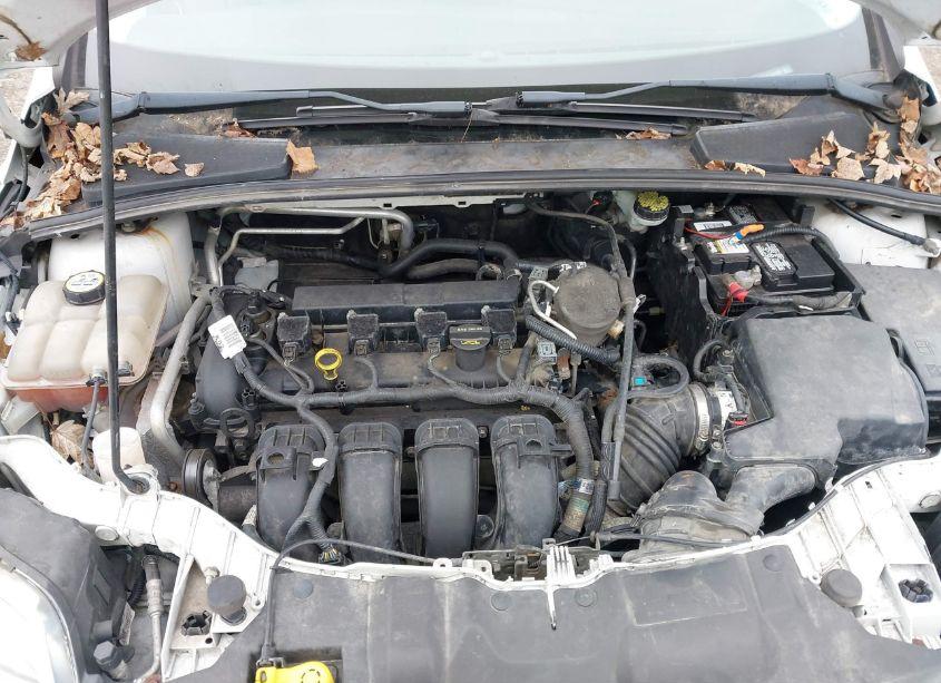 Photo 10 of 2012 Ford Focus SE (VIN 1FAHP3K2XCL231088)