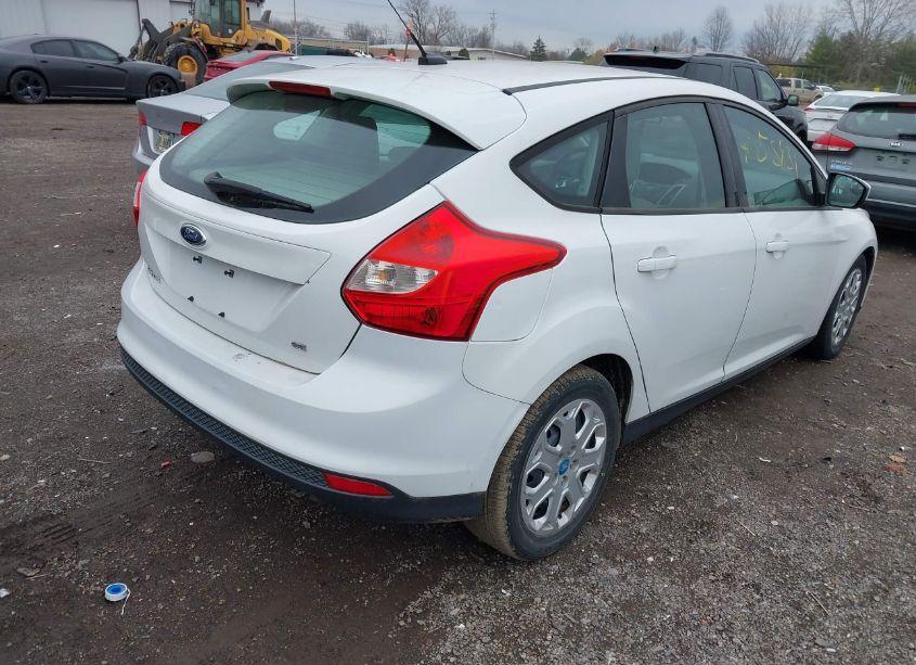 Photo 4 of 2012 Ford Focus SE (VIN 1FAHP3K2XCL231088)