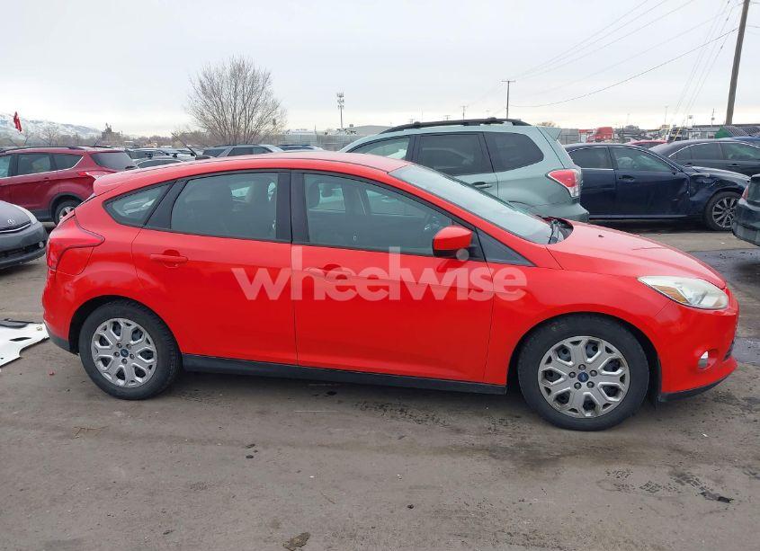 Photo 13 of 2012 Ford Focus SE (VIN 1FAHP3K2XCL244858)