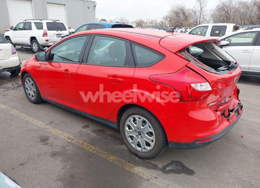 Photo 3 of 2012 Ford Focus SE (VIN 1FAHP3K2XCL244858)