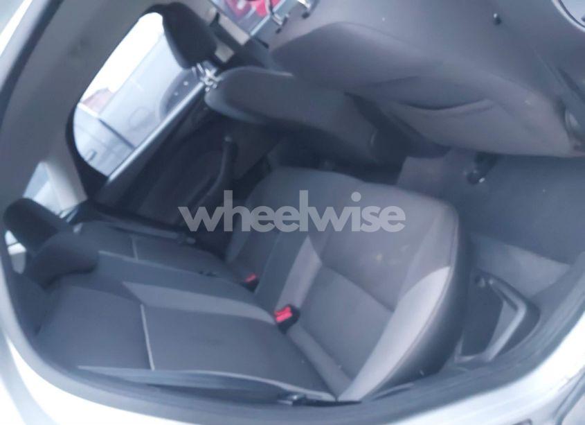 Photo 8 of 2012 Ford Focus SE (VIN 1FAHP3K2XCL252541)