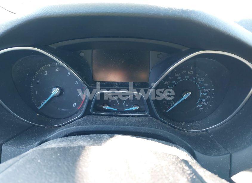 Photo 16 of 2012 Ford Focus SE (VIN 1FAHP3K2XCL253401)