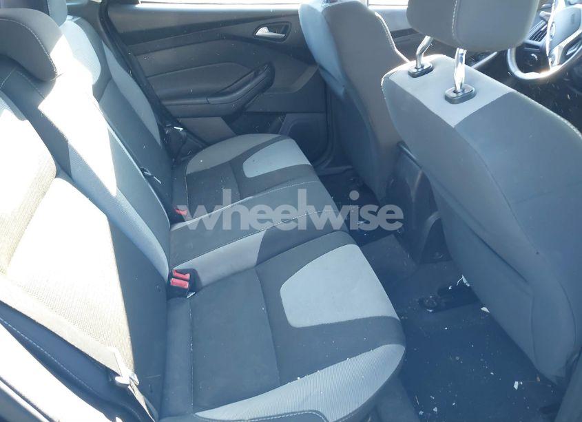 Photo 8 of 2012 Ford Focus SE (VIN 1FAHP3K2XCL253401)