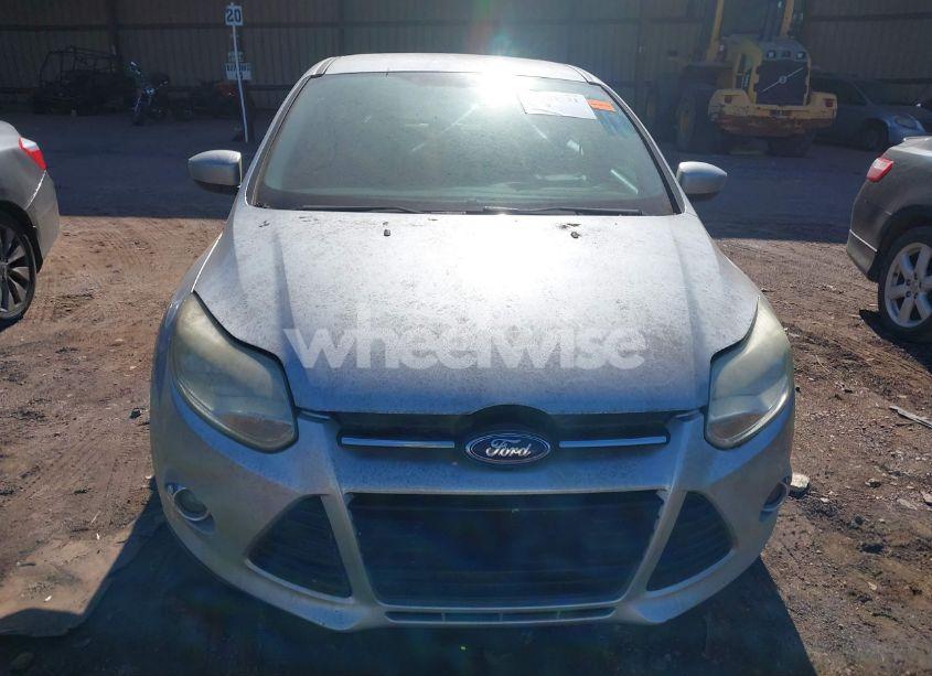 Photo 6 of 2012 Ford Focus SE (VIN 1FAHP3K2XCL327447)