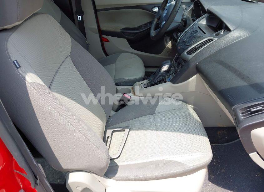 Photo 5 of 2012 Ford Focus SE (VIN 1FAHP3K2XCL454991)