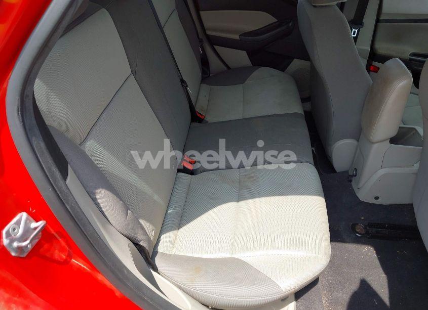 Photo 8 of 2012 Ford Focus SE (VIN 1FAHP3K2XCL454991)