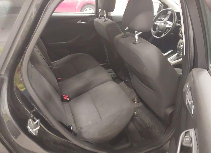 Photo 8 of 2012 Ford Focus SEL (VIN 1FAHP3M20CL154163)