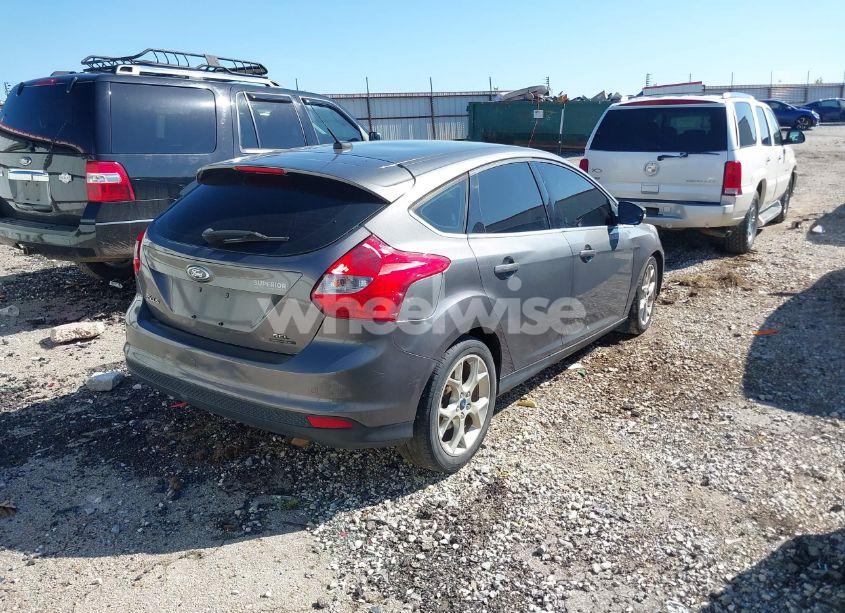 Photo 4 of 2012 Ford Focus SEL (VIN 1FAHP3M20CL370370)