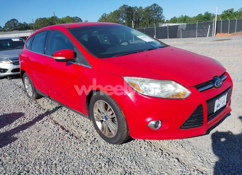 2012 Ford Focus SEL (VIN 1FAHP3M20CL393440) main photo