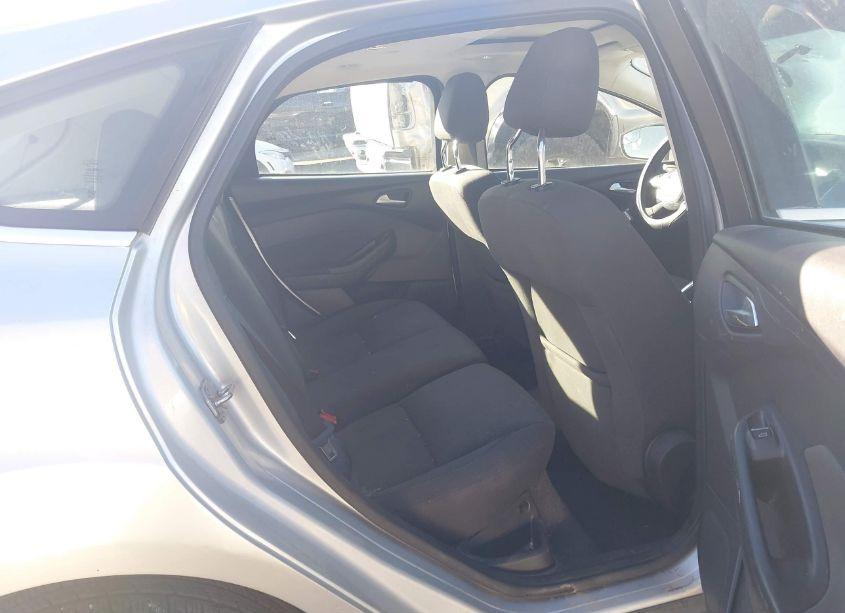 Photo 8 of 2012 Ford Focus SEL (VIN 1FAHP3M21CL111516)