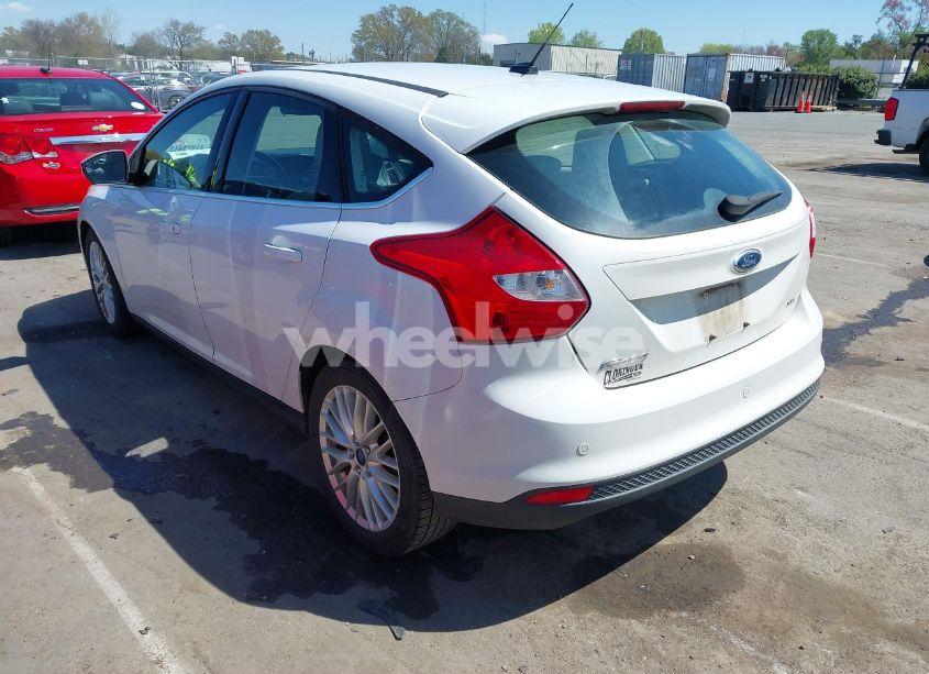 Photo 3 of 2012 Ford Focus SEL (VIN 1FAHP3M21CL134326)