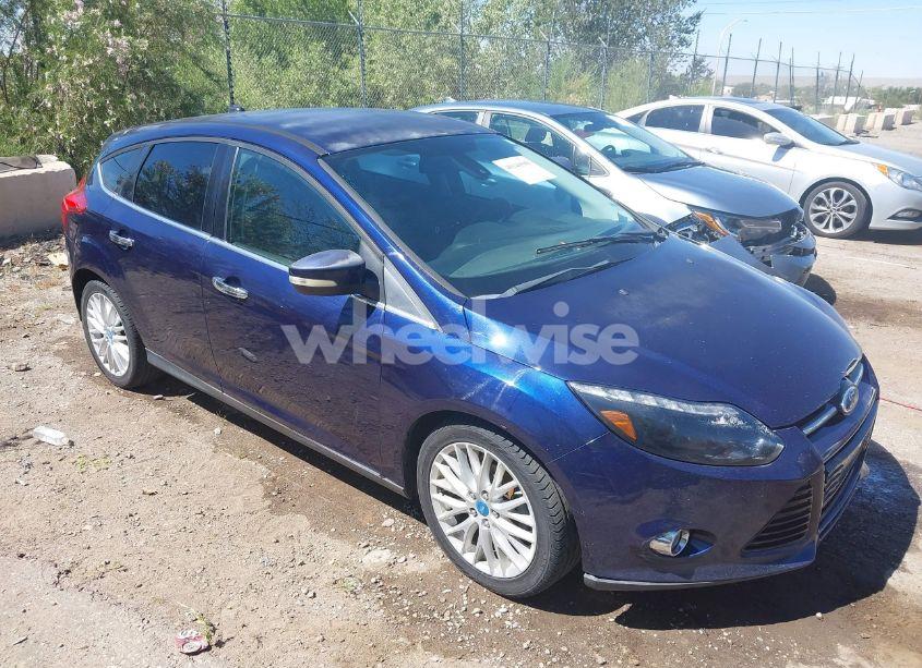 2012 Ford Focus SEL (VIN 1FAHP3M21CL155225) main photo