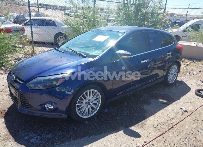 Photo 2 of 2012 Ford Focus SEL (VIN 1FAHP3M21CL155225)
