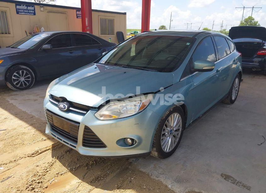 Photo 2 of 2012 Ford Focus SEL (VIN 1FAHP3M21CL168640)