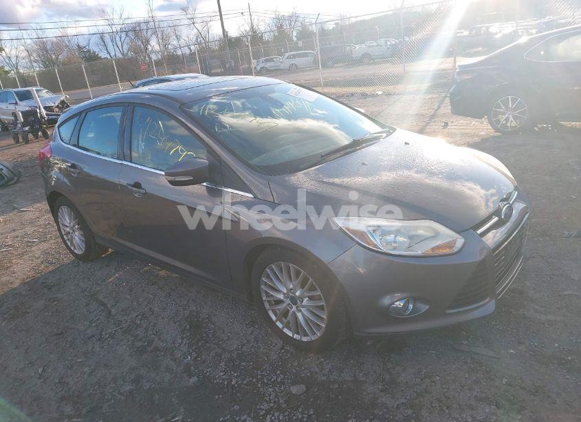 2012 Ford Focus SEL (VIN 1FAHP3M21CL200650) main photo