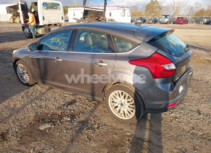 Photo 3 of 2012 Ford Focus SEL (VIN 1FAHP3M21CL200650)