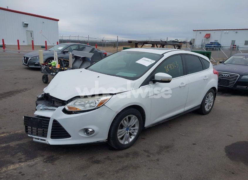 Photo 2 of 2012 Ford Focus SEL (VIN 1FAHP3M21CL263263)