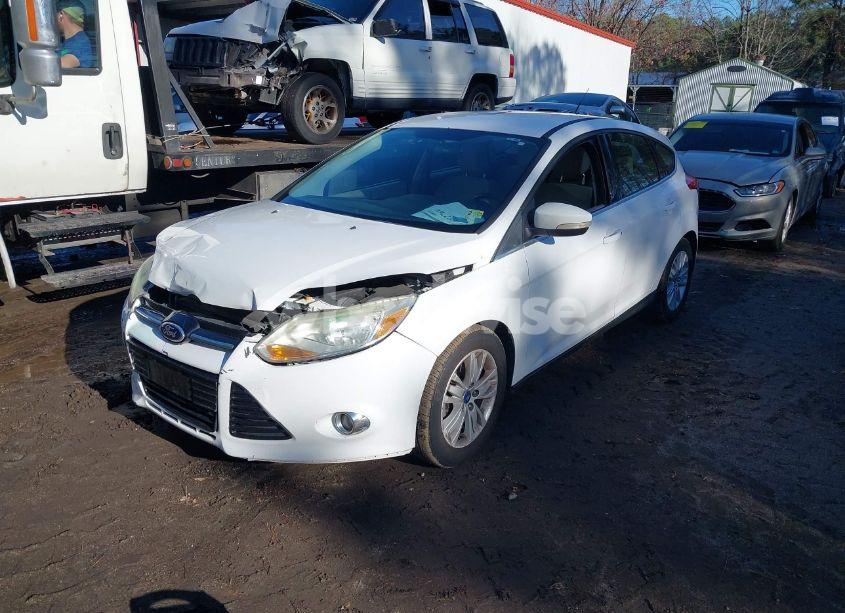 Photo 2 of 2012 Ford Focus SEL (VIN 1FAHP3M21CL357031)