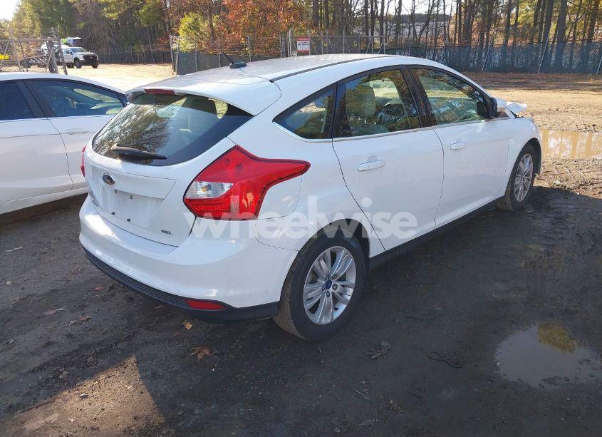 Photo 4 of 2012 Ford Focus SEL (VIN 1FAHP3M21CL357031)