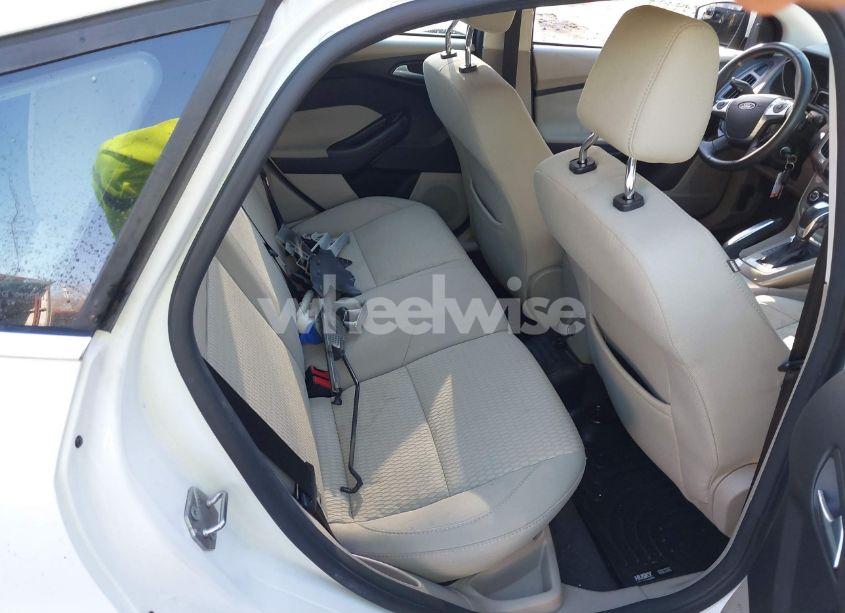 Photo 8 of 2012 Ford Focus SEL (VIN 1FAHP3M21CL357031)