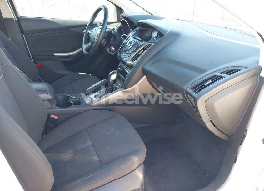 Photo 5 of 2012 Ford Focus SEL (VIN 1FAHP3M21CL373682)