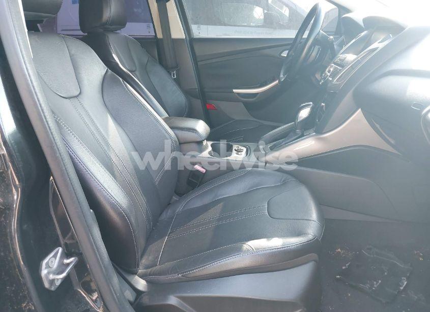 Photo 5 of 2012 Ford Focus SEL (VIN 1FAHP3M21CL421763)