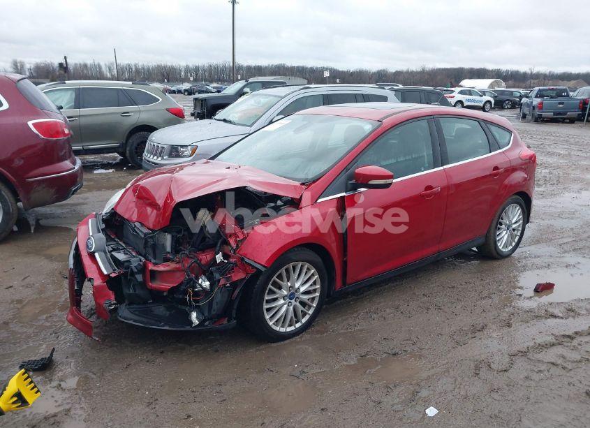 Photo 2 of 2012 Ford Focus SEL (VIN 1FAHP3M21CL448056)