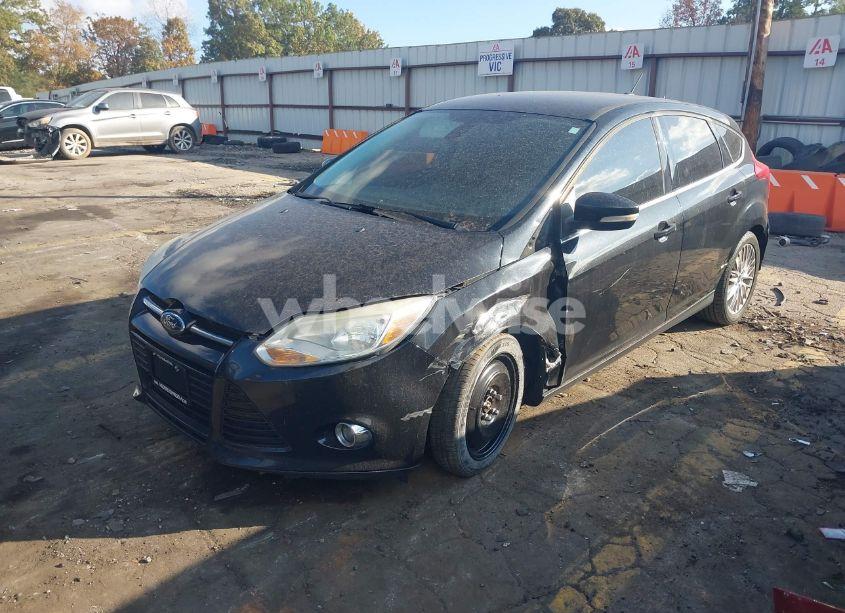 Photo 2 of 2012 Ford Focus SEL (VIN 1FAHP3M21CL462748)