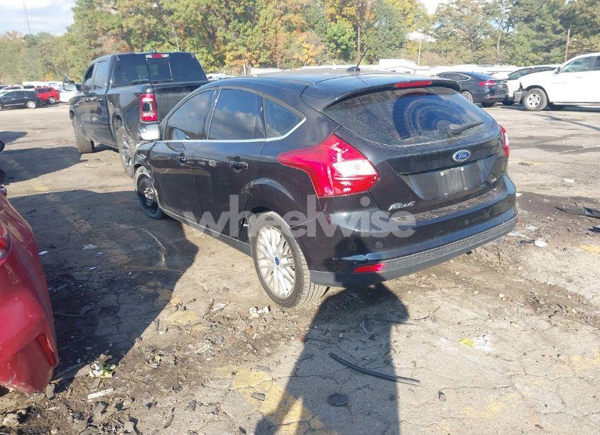 Photo 3 of 2012 Ford Focus SEL (VIN 1FAHP3M21CL462748)