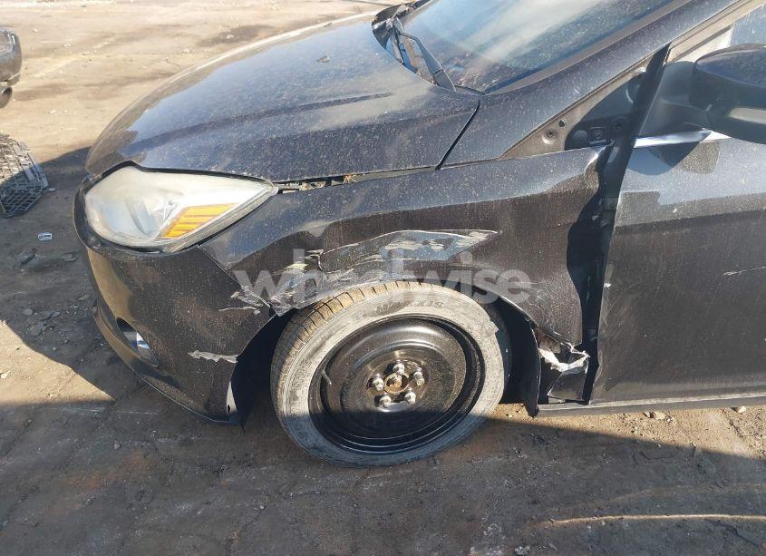 Photo 6 of 2012 Ford Focus SEL (VIN 1FAHP3M21CL462748)