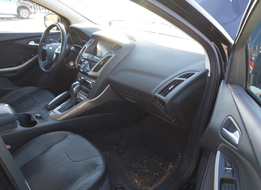 Photo 5 of 2012 Ford Focus SEL (VIN 1FAHP3M21CL474043)