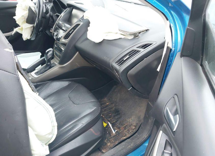 Photo 5 of 2012 Ford Focus SEL (VIN 1FAHP3M22CL206103)