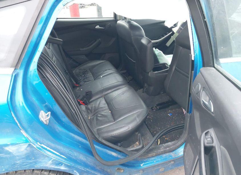 Photo 8 of 2012 Ford Focus SEL (VIN 1FAHP3M22CL206103)