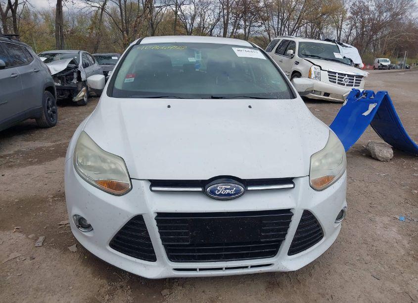 Photo 13 of 2012 Ford Focus SEL (VIN 1FAHP3M22CL206425)