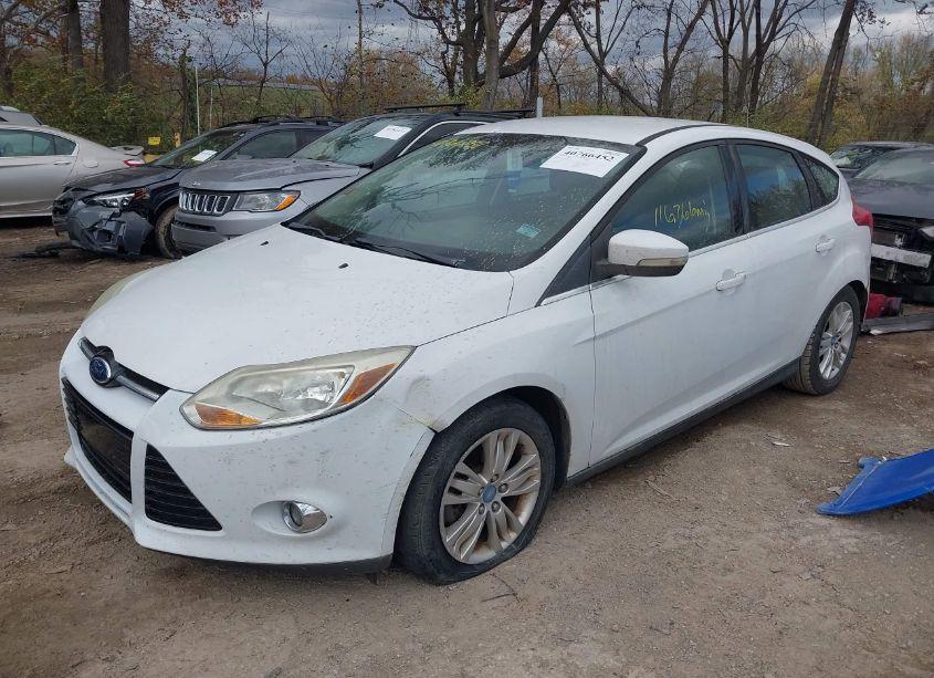 Photo 2 of 2012 Ford Focus SEL (VIN 1FAHP3M22CL206425)